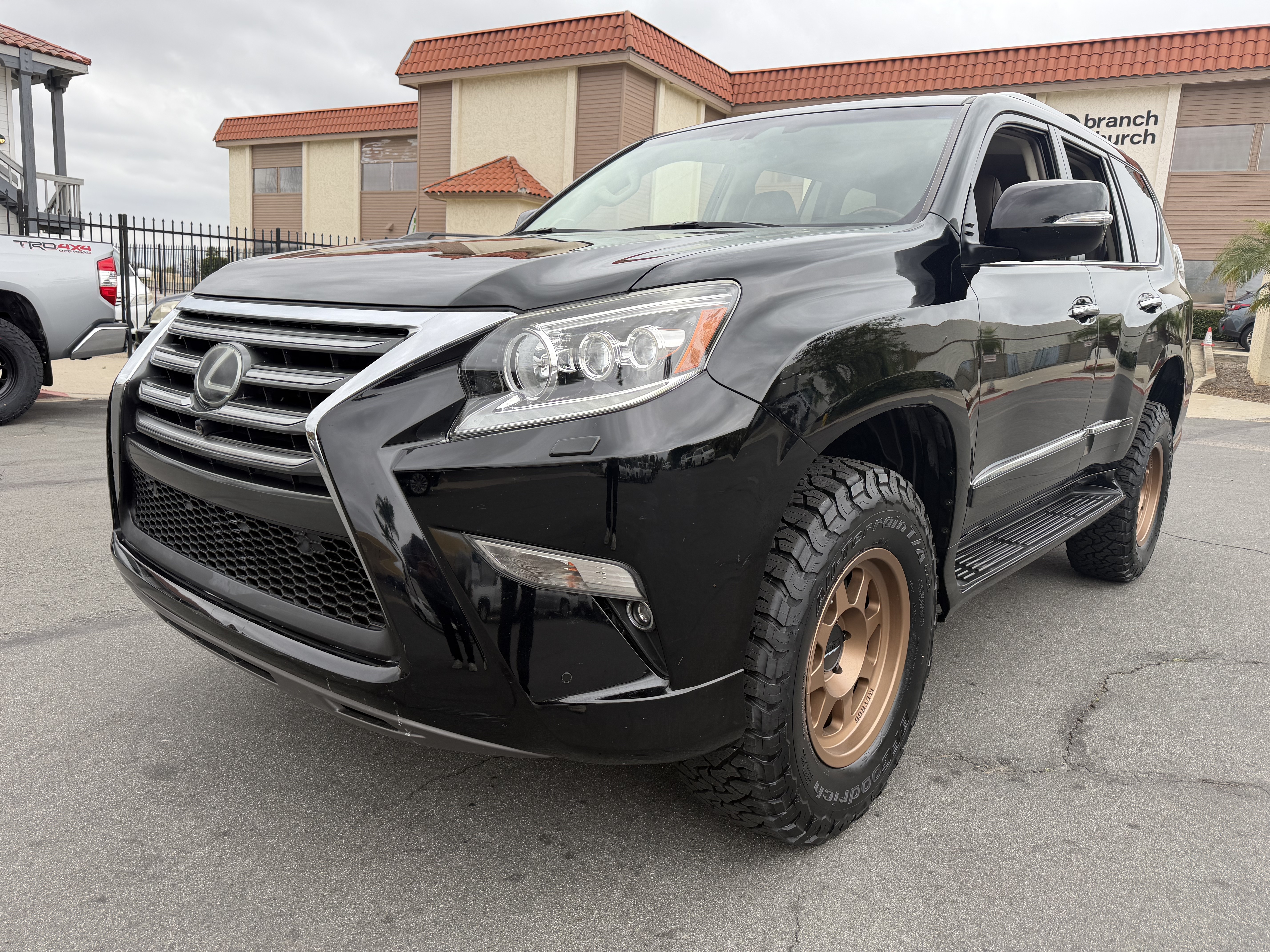 Used 2017 Lexus GX 460 Luxury AWD/4WD image 8