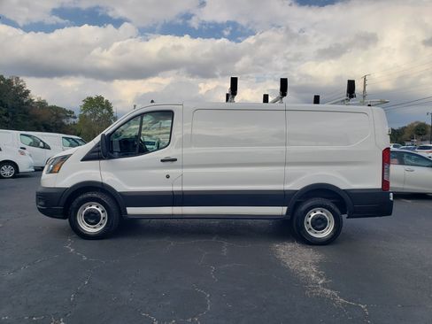 Used 2023 Ford Transit 250 image 2