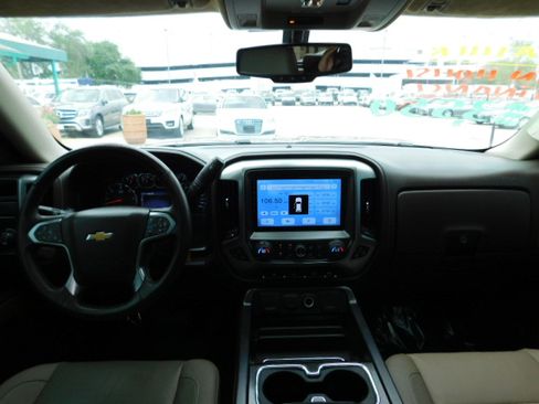 Used 2014 Chevrolet Silverado 1500 LTZ image 11