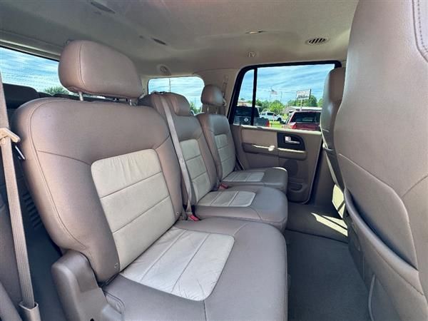 Used 2004 Ford Expedition Eddie Bauer RWD image 16