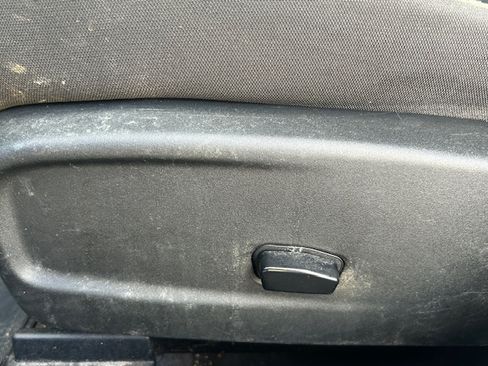 Used 2015 Dodge Charger SE image 22