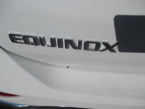 Used 2019 Chevrolet Equinox LT image 8