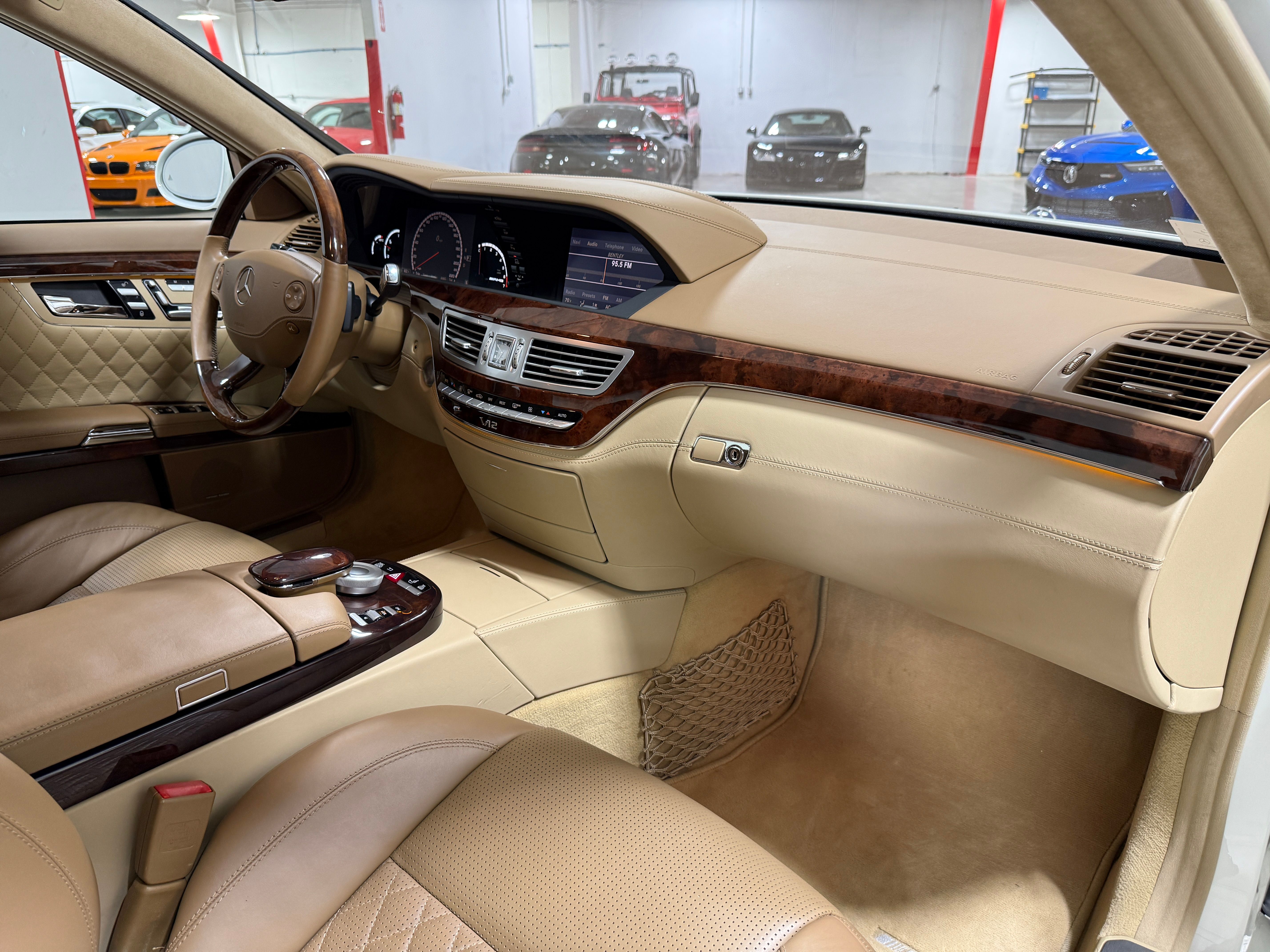 Used 2009 Mercedes-Benz S 65 AMG Sedan image 22