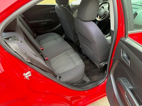 Used 2012 Chevrolet Sonic LT image 11