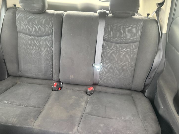 Used 2013 Nissan Leaf FWD image 4