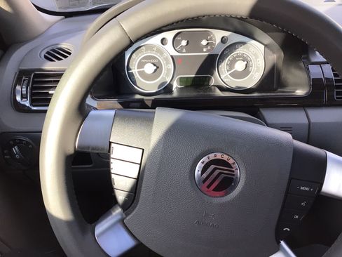 Used 2008 Mercury Sable Premier image 3