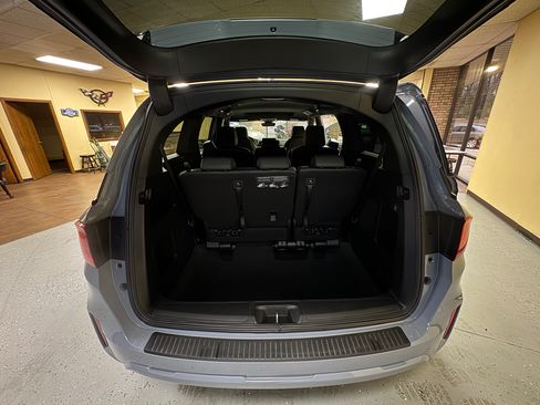 Used 2025 Honda Odyssey L image 10
