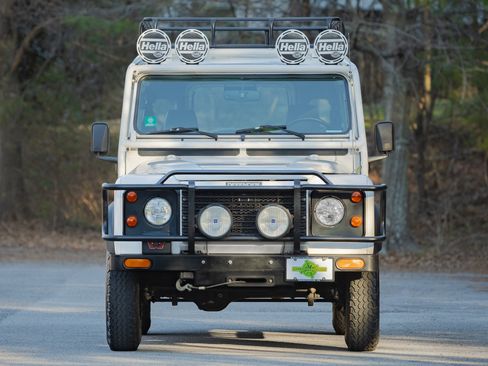 Used 1993 Land Rover Defender 110 image 9