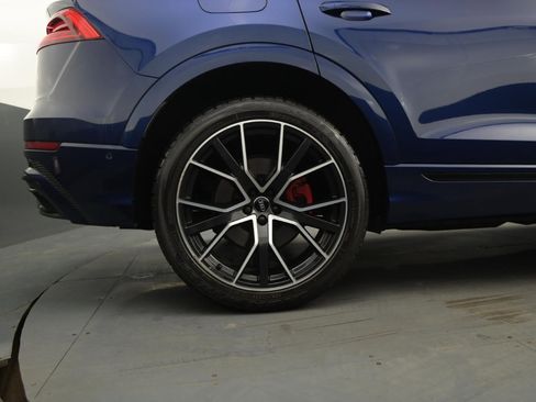 Used 2019 Audi Q8 Prestige image 15
