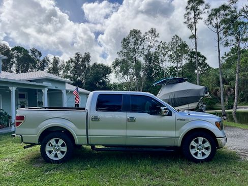 Used 2010 Ford F150 Lariat image 7