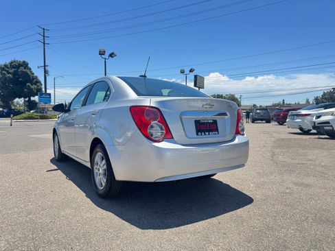Used 2016 Chevrolet Sonic LT Sedan FWD image 6