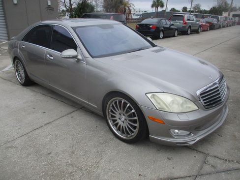 Used 2007 Mercedes-Benz S 550 image 4