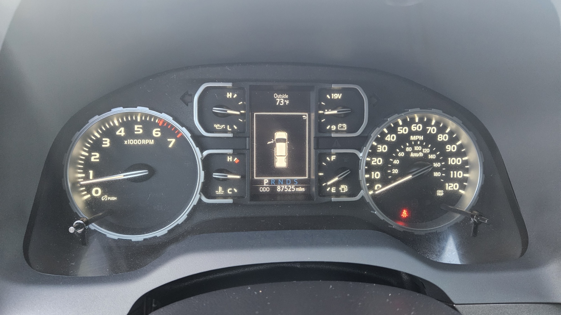 Used 2018 Toyota Tundra 4x4 CrewMax SR5 image 10