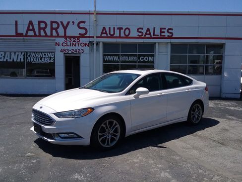 Used 2017 Ford Fusion SE FWD Sedan 2.5L 4-Cyl image 1