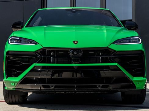 Used 2025 Lamborghini Urus SE AWD/4WD image 8