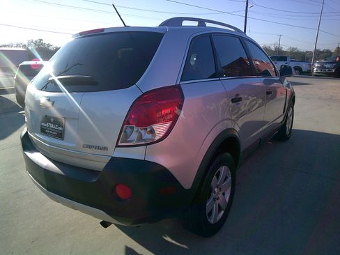 Used 2012 Chevrolet Captiva Sport LS image 23