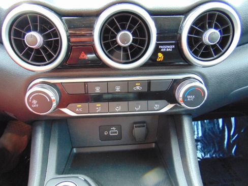 Used 2021 Nissan Sentra S image 19