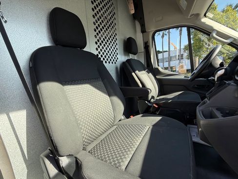 Used 2021 Ford Transit 350 image 15