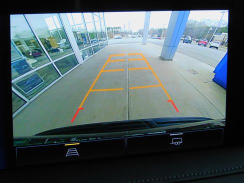 Used 2023 Chevrolet Tahoe LT image 8