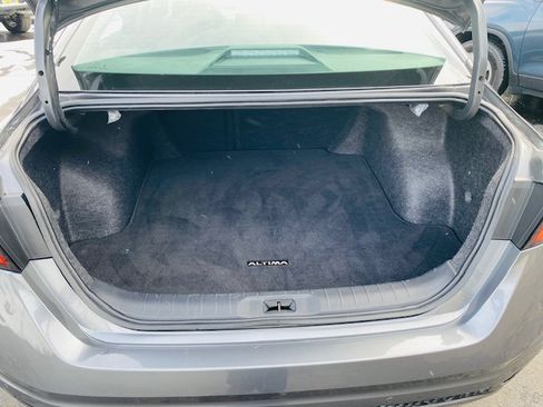 Used 2024 Nissan Altima 2.5 S image 22