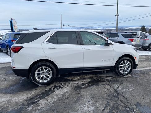 Used 2024 Chevrolet Equinox LT image 4