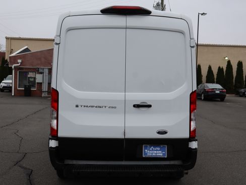 Used 2020 Ford Transit 250 image 7
