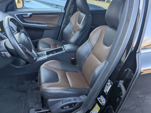 Used 2016 Volvo XC60 T5 Premier image 7
