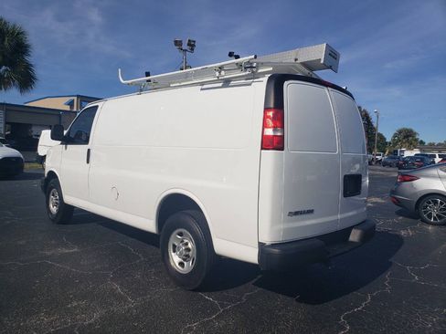 Used 2020 Chevrolet Express 2500 image 5