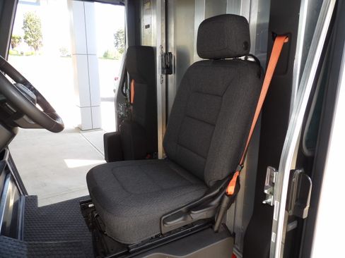 Used 2024 Chevrolet Brightdrop 600 AWD/4WD image 13