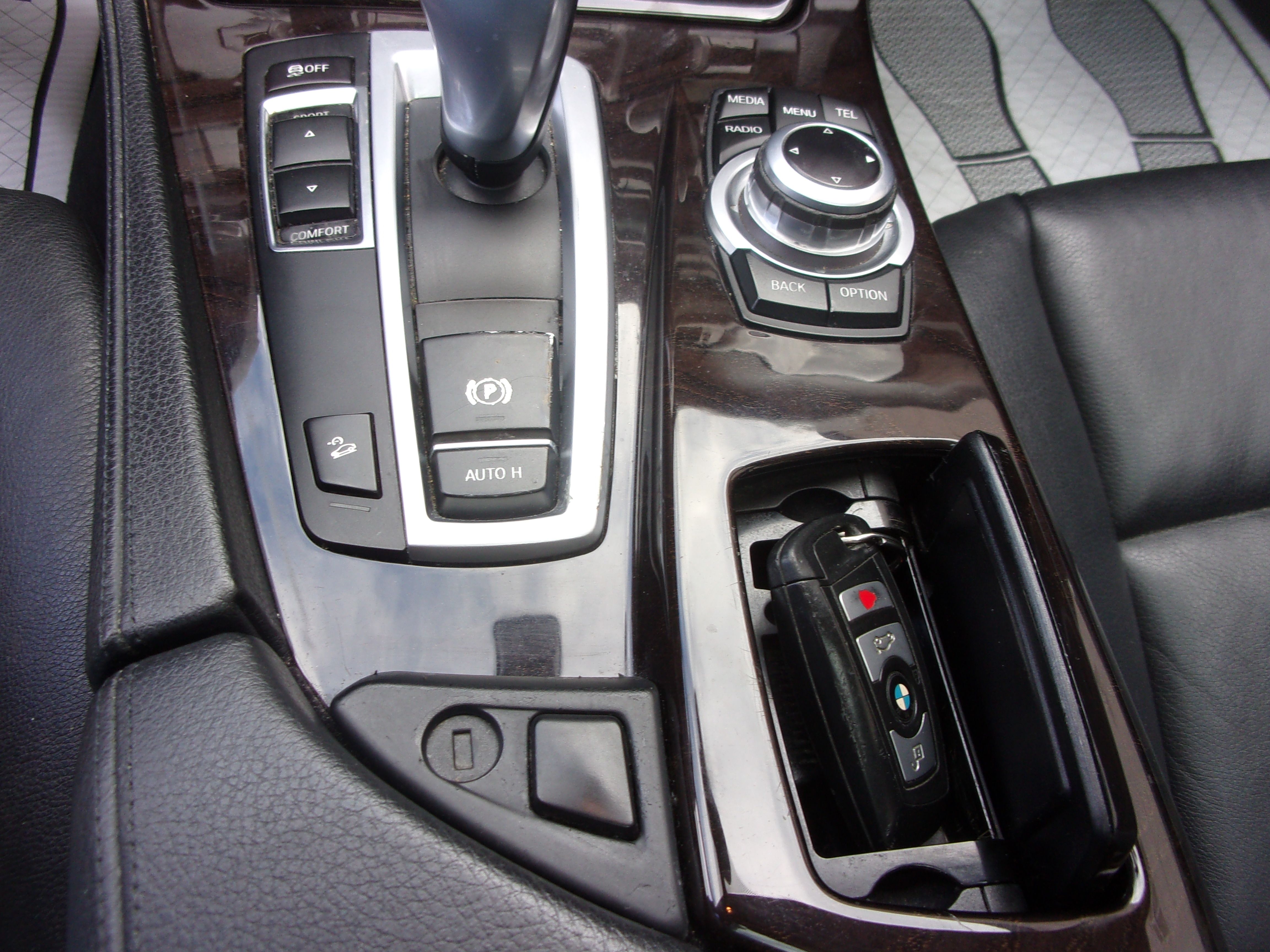 Used 2013 BMW 528i xDrive Sedan AWD/4WD image 11