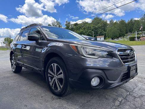 Used 2018 Subaru Outback 2.5i Limited AWD/4WD image 5