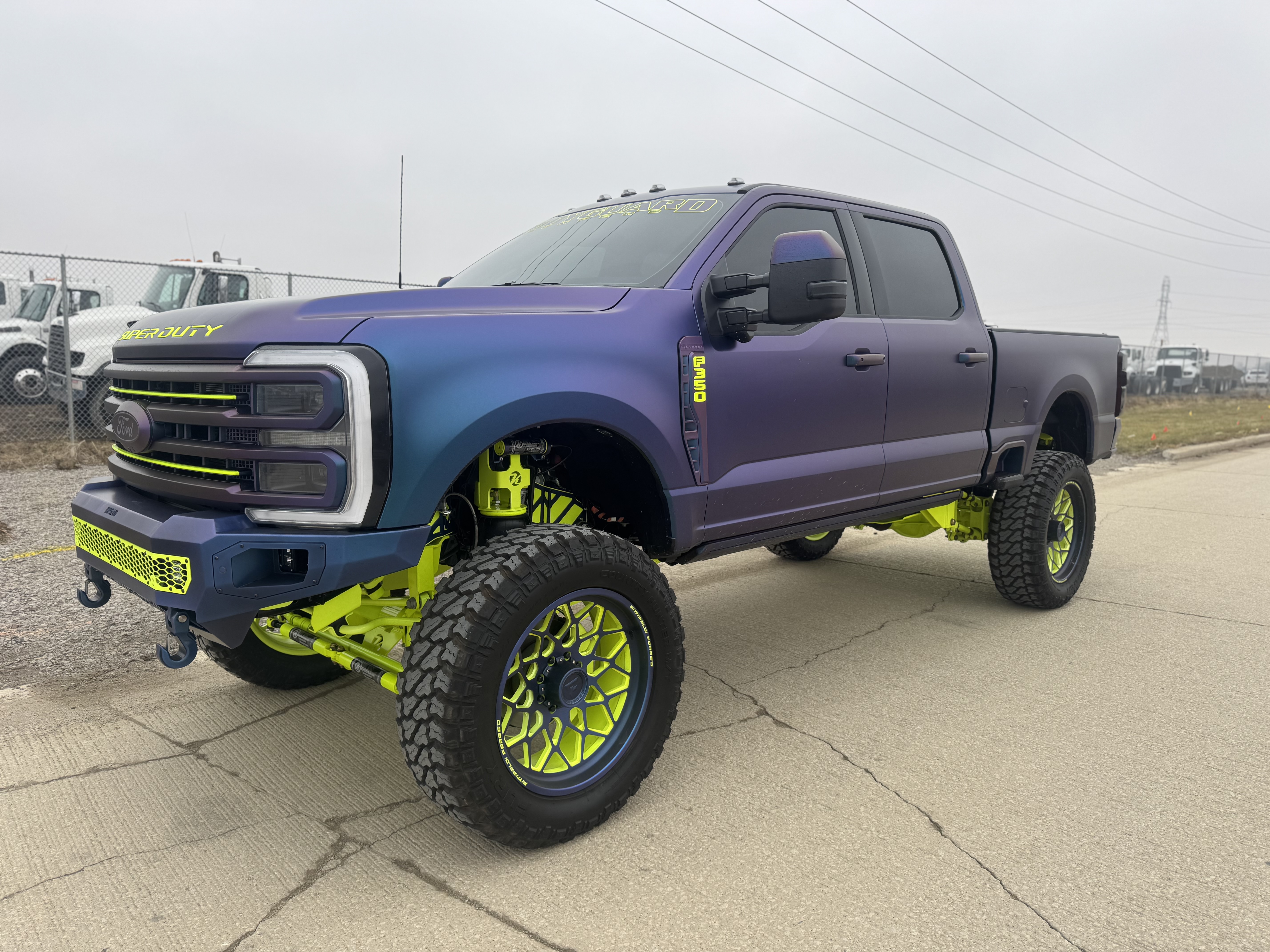 Used 2025 Ford F350 Platinum AWD/4WD image 1