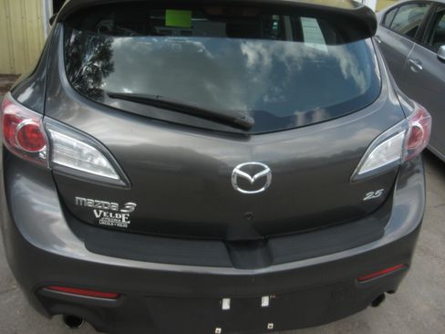 Used 2010 MAZDA MAZDA3 s Hatchback FWD image 5