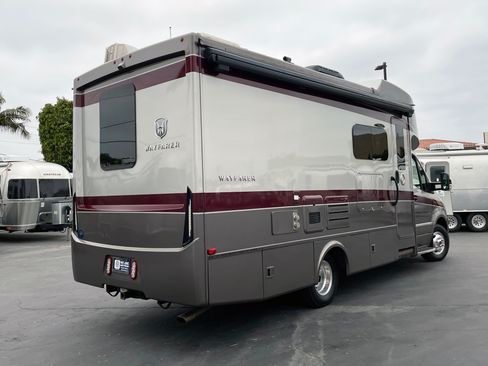 Used 2020 Mercedes-Benz Sprinter 4500 image 47