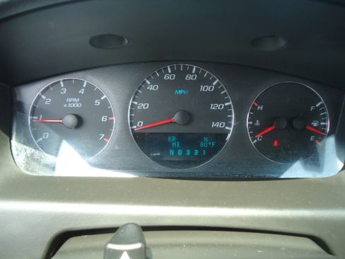 Used 2009 Chevrolet Impala LT w/ 1LT FWD image 15