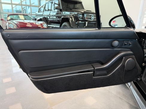 Used 1996 Porsche 911 Turbo image 17