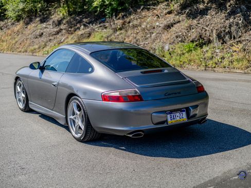 Used 2002 Porsche 911 Carrera RWD image 15