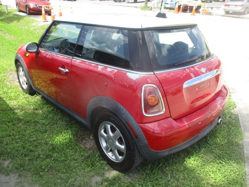 Used 2009 MINI Cooper Hardtop FWD image 8