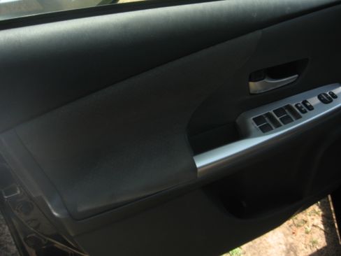 Used 2012 Toyota Prius V Four Wagon 4D FWD image 8