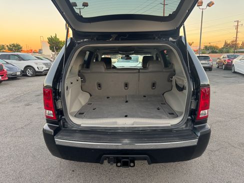 Used 2008 Jeep Grand Cherokee Limited image 22