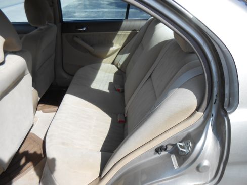Used 2004 Honda Civic LX image 11