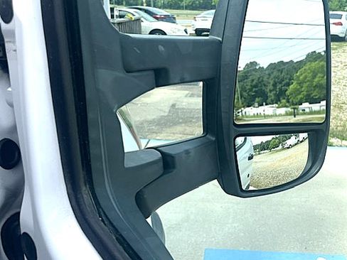 Used 2018 Ford Transit 250 138 RWD image 14