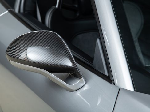 Used 2018 Porsche 911 GT2 RS image 64