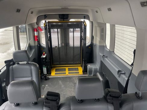 Used 2019 Ford Transit 350 XL image 15