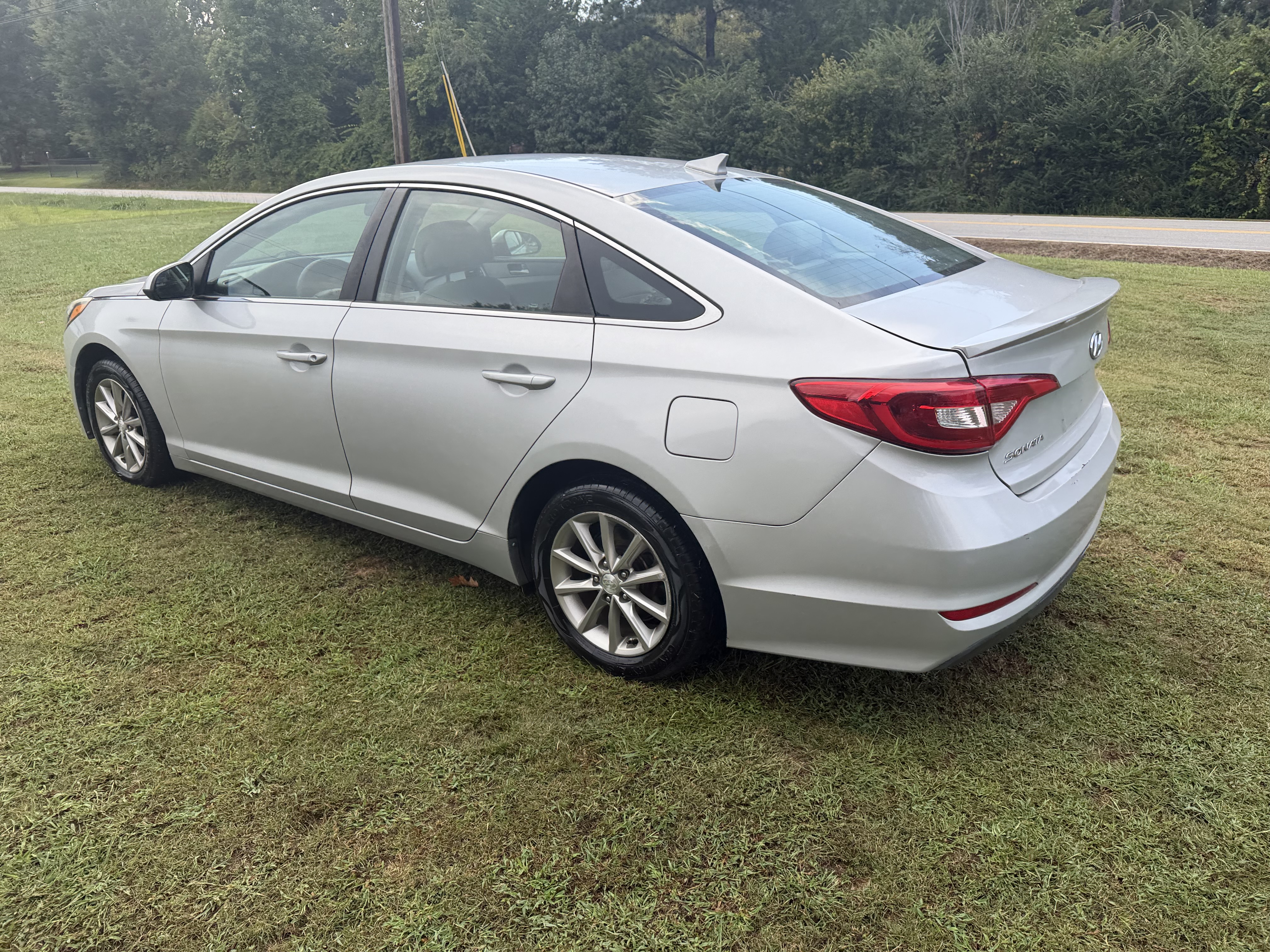 Used 2016 Hyundai Sonata SE FWD image 27