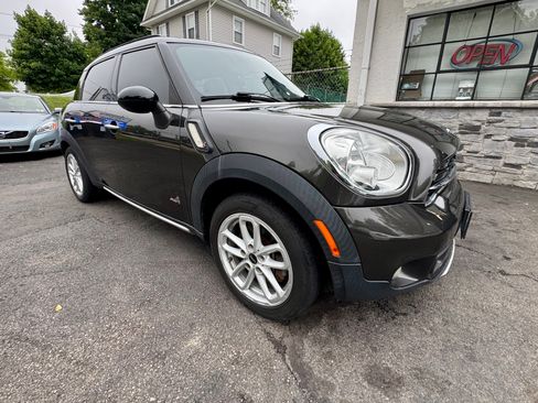 Used 2016 MINI Cooper Countryman S ALL4 AWD/4WD image 3