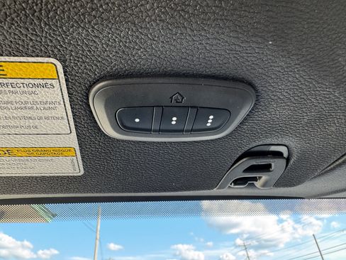 Used 2019 Jeep Wrangler 4WD Unlimited Sahara image 21