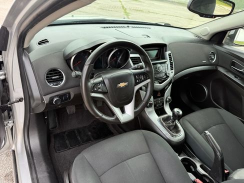 Used 2011 Chevrolet Cruze Eco FWD image 14
