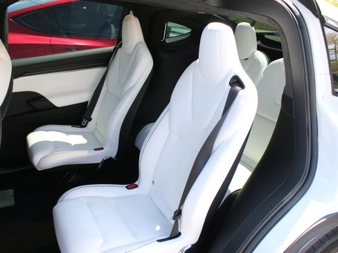 Used 2024 Tesla Model X Plaid AWD/4WD image 6