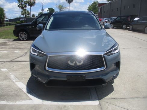 Used 2022 INFINITI QX50 AWD Luxe image 3